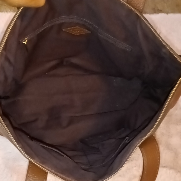 Fossil Tote - Picture 9 of 15